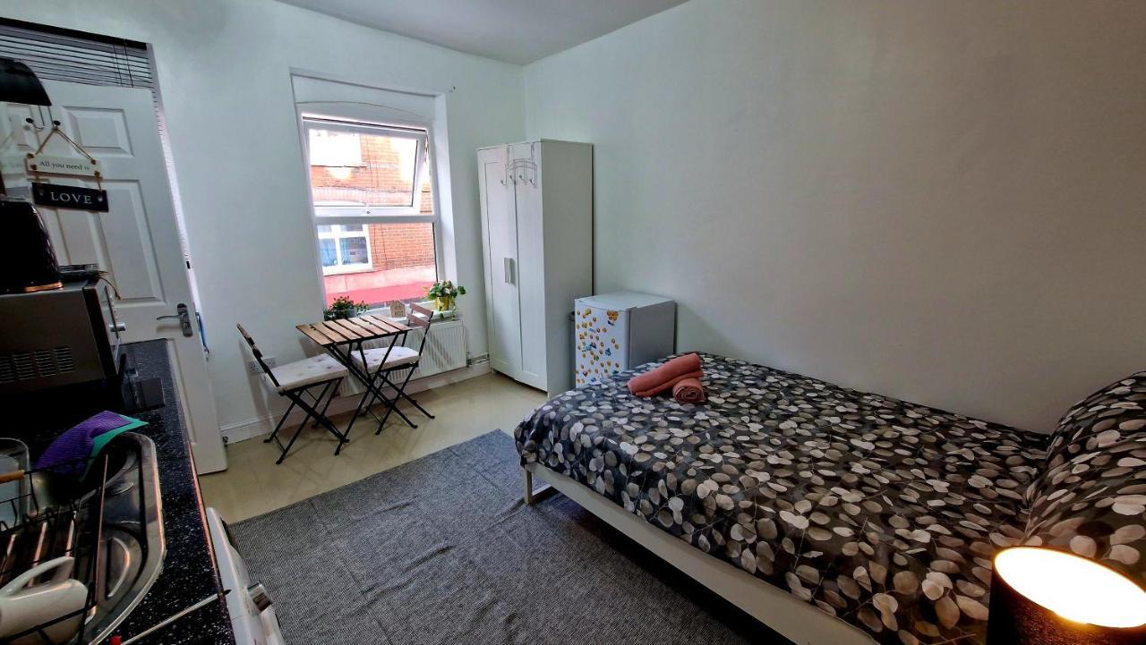 Small Cozy Studio Zone 1 London Eksteriør bilde
